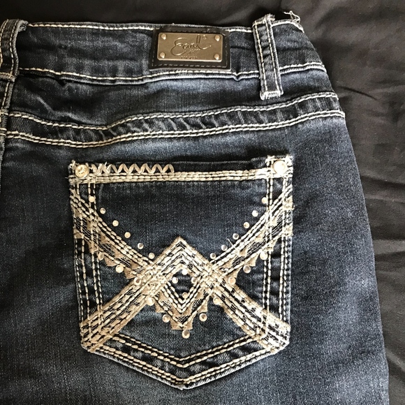 Earl Jeans Denim - BUCKLE Soft Jeans